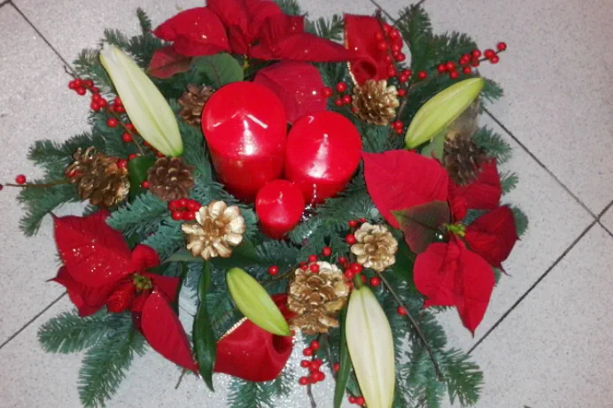 Flores para Navidad, regalos y adornos florales decorativos navideños